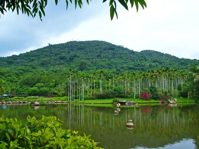 Hainan Tropical Paradise